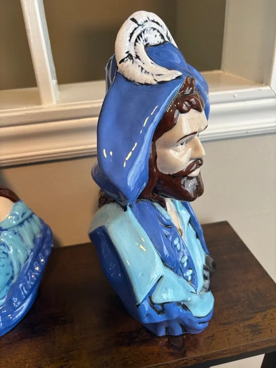 Vintage Style Ceramic Bust Set Nautical Couple Blue Hand Painted Decor - Picture 8 of 10